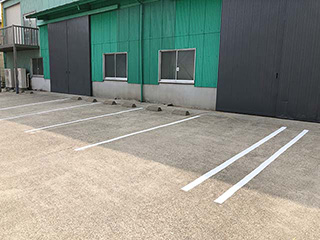 屋外駐車場